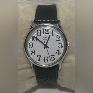 Timex Silver Mens Quartz Vintage Watch 1980s